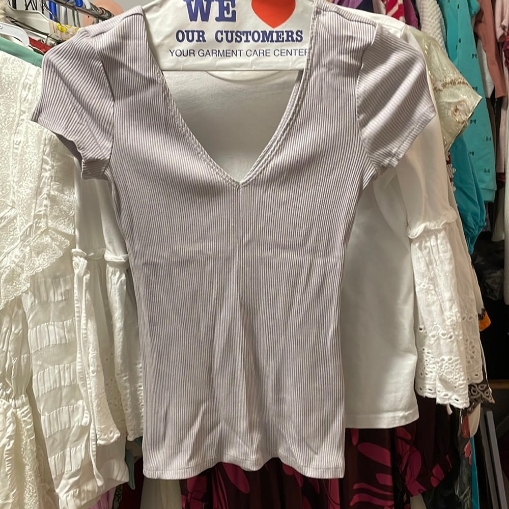 Express V-Neck ribbed tops